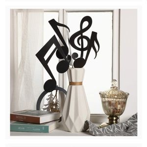 Meet your Posher, Meshelle